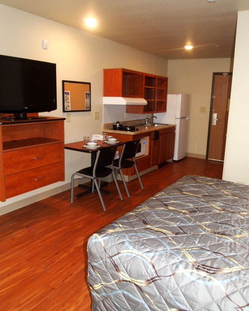 Woodspring Suites Odessa Rum bild